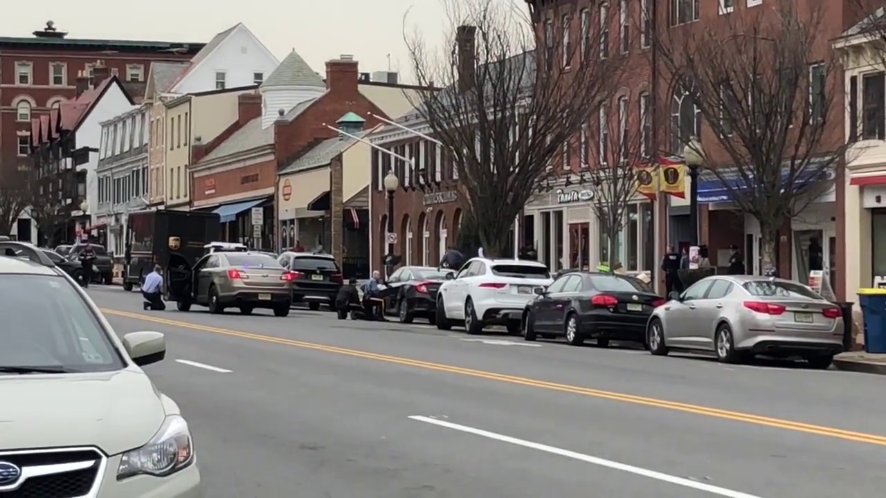 Standoff at Panera Bread. Video by Joe Christen.