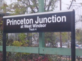 Low-Level Platforming at Hamilton and Princeton Junction Train Stations This Weekend