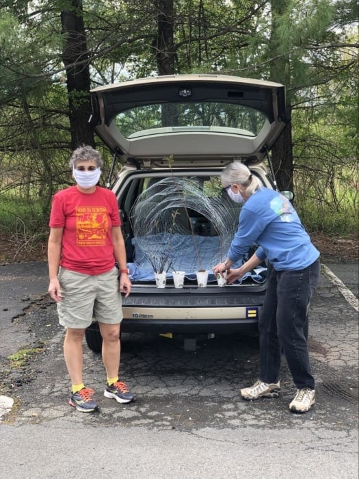 Sourland Conservancy volunteers