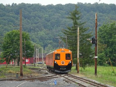 An alternative to the Dinky? Princeton alumnus unveils battery-powered train